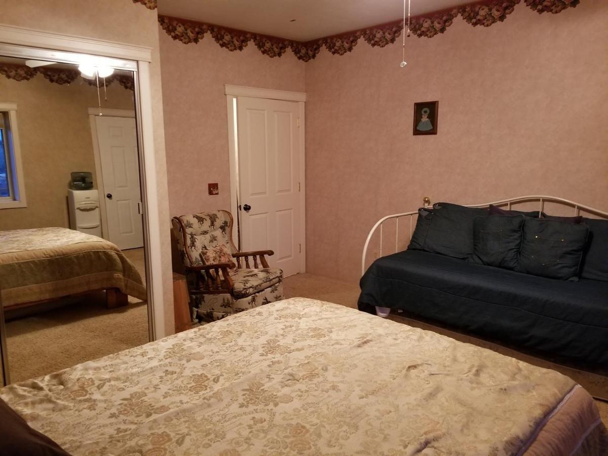 Sunlit Oasis Bed & Breakfast Notom Екстериор снимка