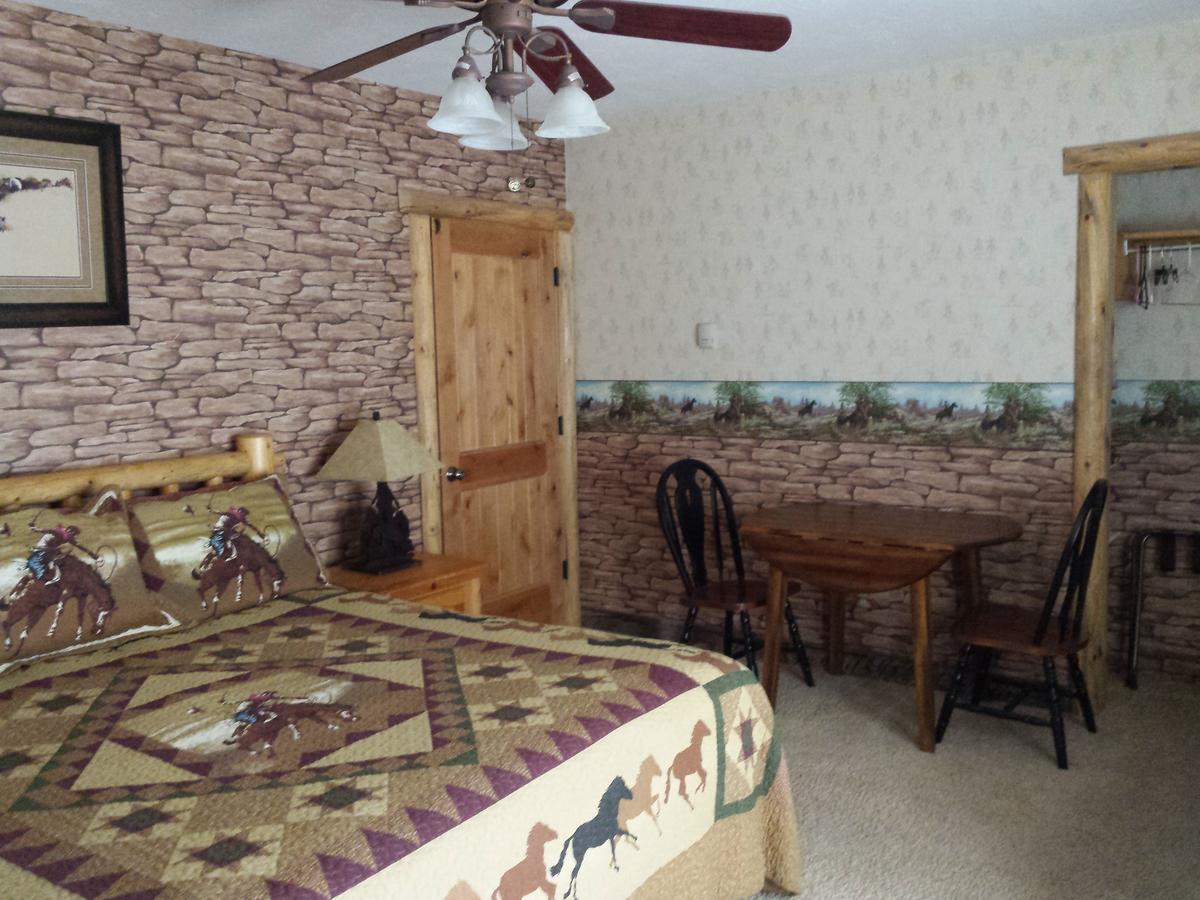 Sunlit Oasis Bed & Breakfast Notom Екстериор снимка
